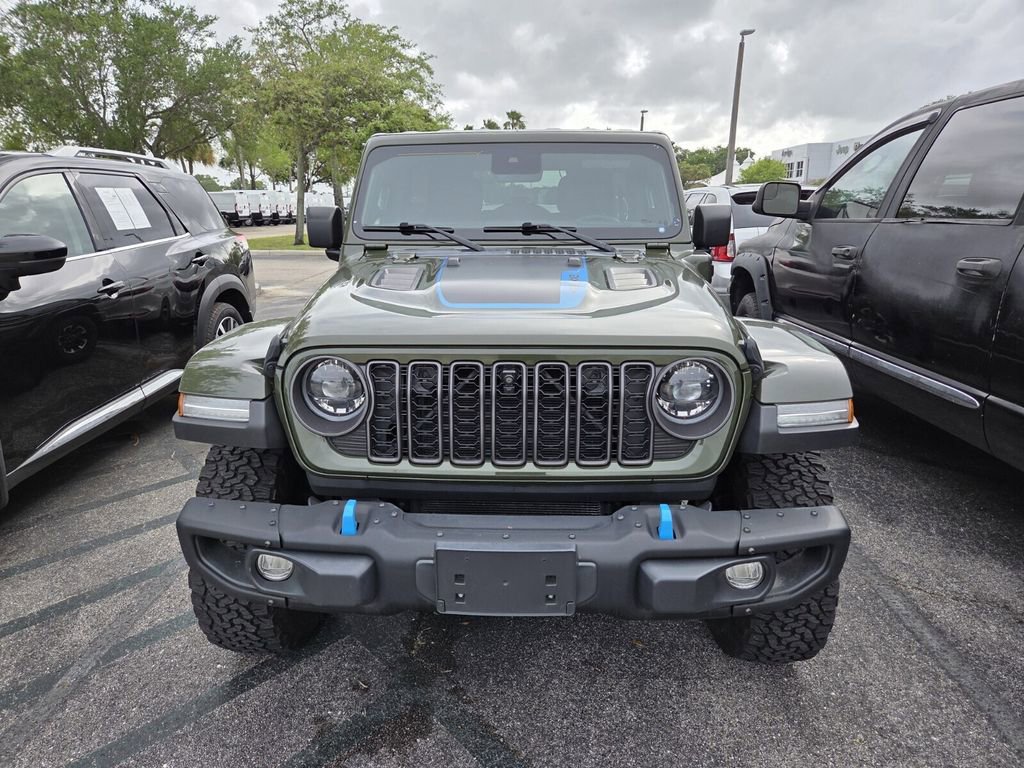 Used 2024 Jeep Wrangler Unlimited Rubicon 4xe image 4