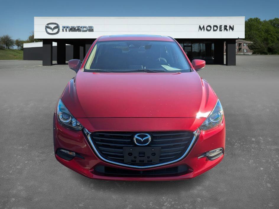 Used 2018 MAZDA MAZDA3 Touring image 2