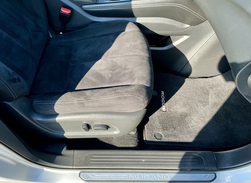 Used 2021 Nissan Murano SV image 24