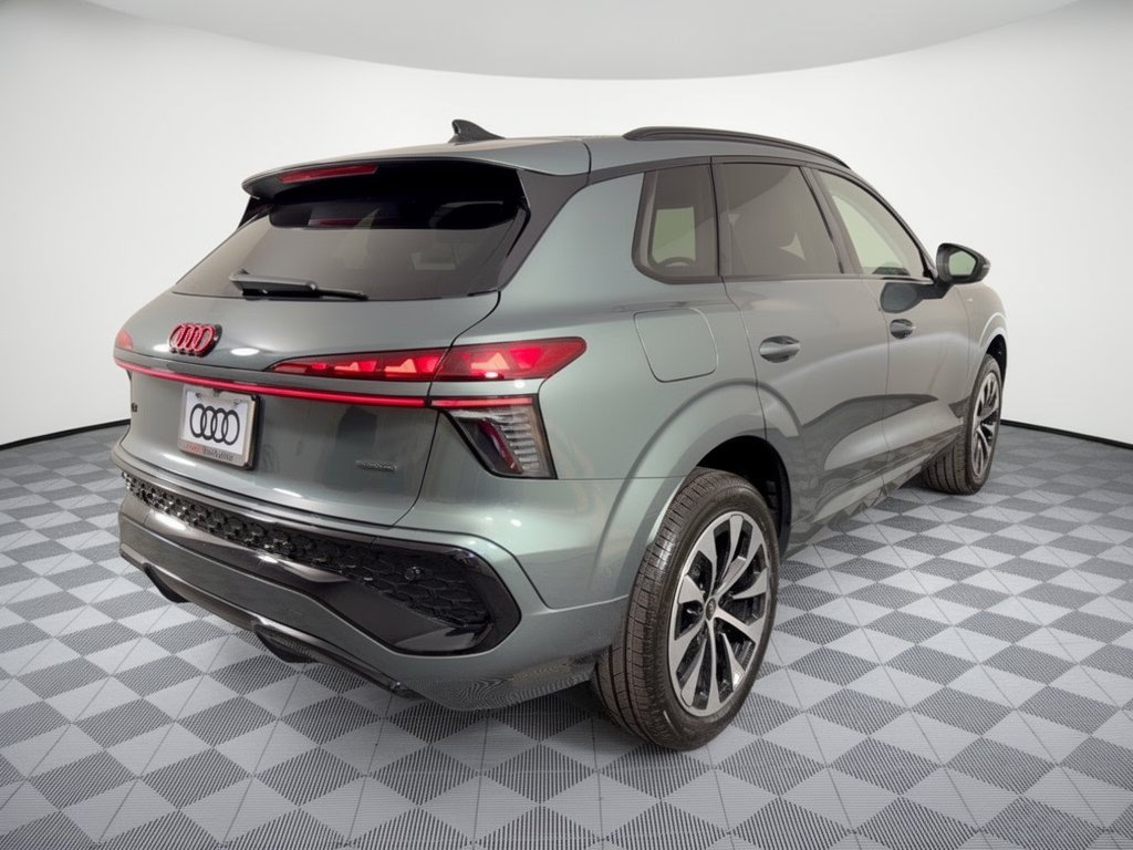 New 2026 Audi Q3 quattro 2.0T AWD/4WD image 9