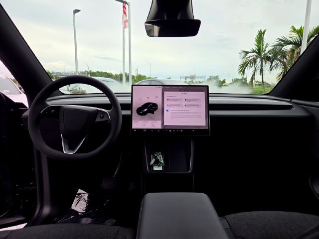 Used 2026 Tesla Model Y 2WD image 24