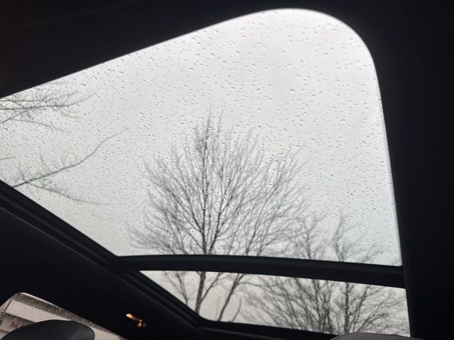 Certified 2025 Jeep Compass Limited w/ Sun & Sound Group image 5