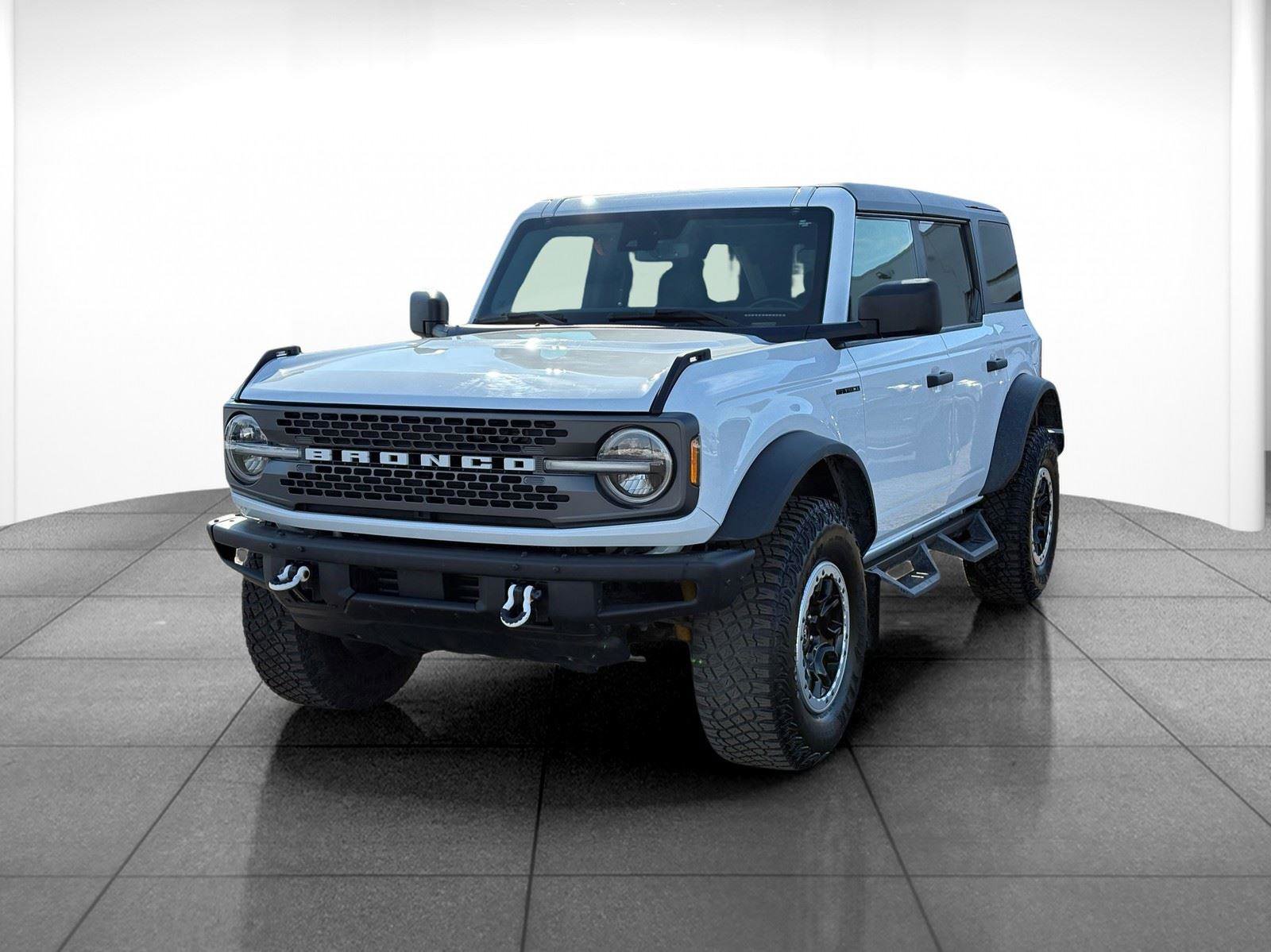 Used 2021 Ford Bronco Badlands w/ Sasquatch Package image 3