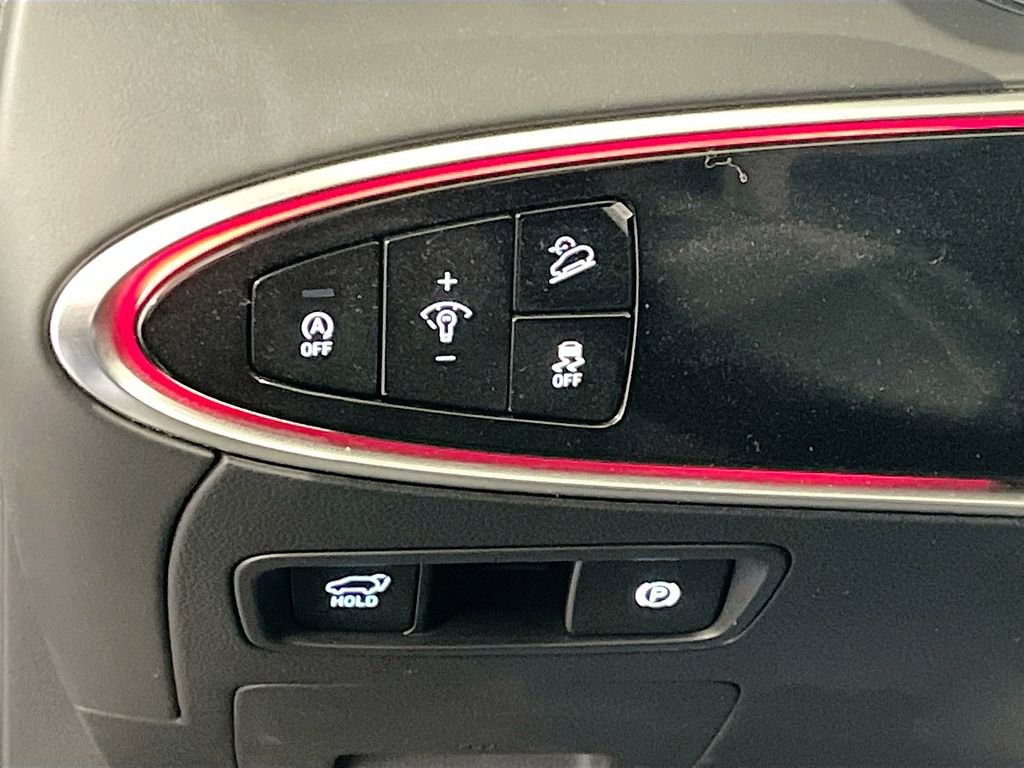 Used 2025 Genesis GV70 3.5T Sport w/ Sport Prestige Package image 10