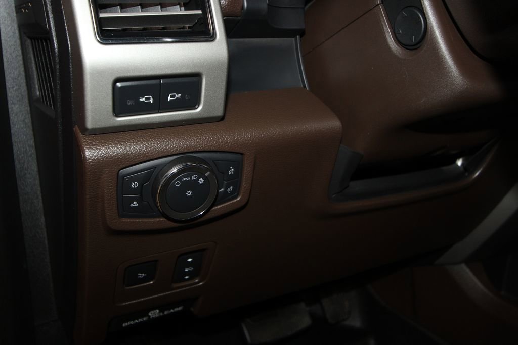 Used 2020 Ford F250 King Ranch w/ King Ranch Ultimate Package AWD/4WD image 11