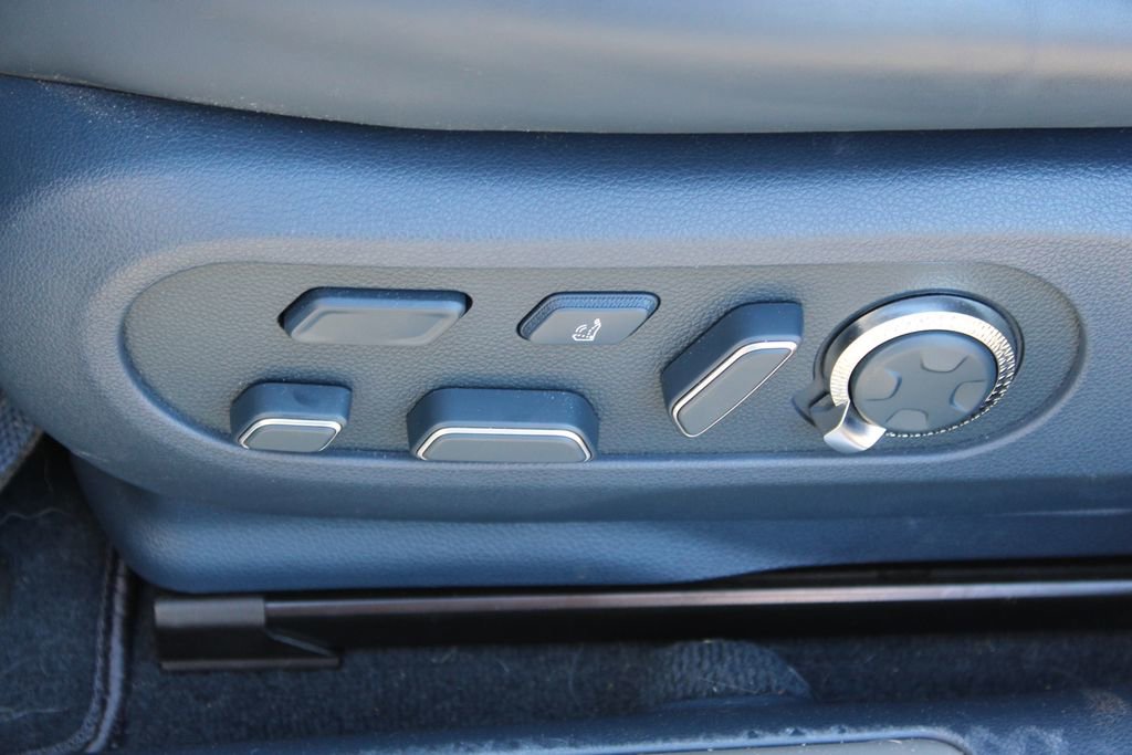 Used 2023 Genesis GV60 Performance image 14