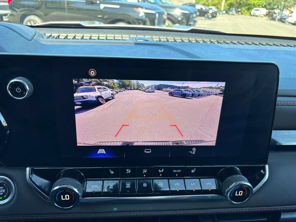 Used 2023 Chevrolet Colorado Z71 w/ Z71 Convenience Package 2 AWD/4WD image 23