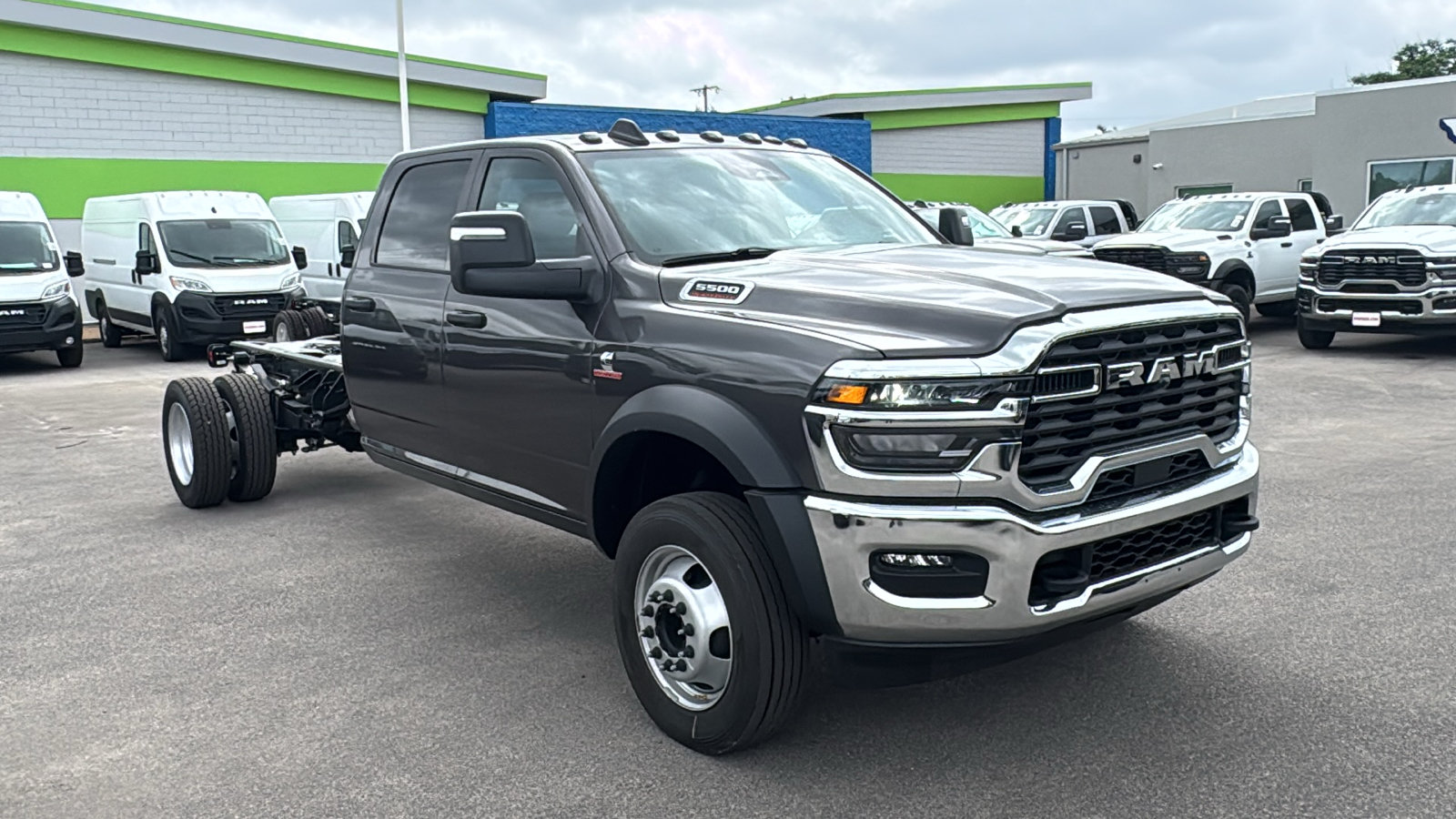New 2026 RAM 5500 Tradesman w/ Chrome Appearance Group AWD/4WD image 3