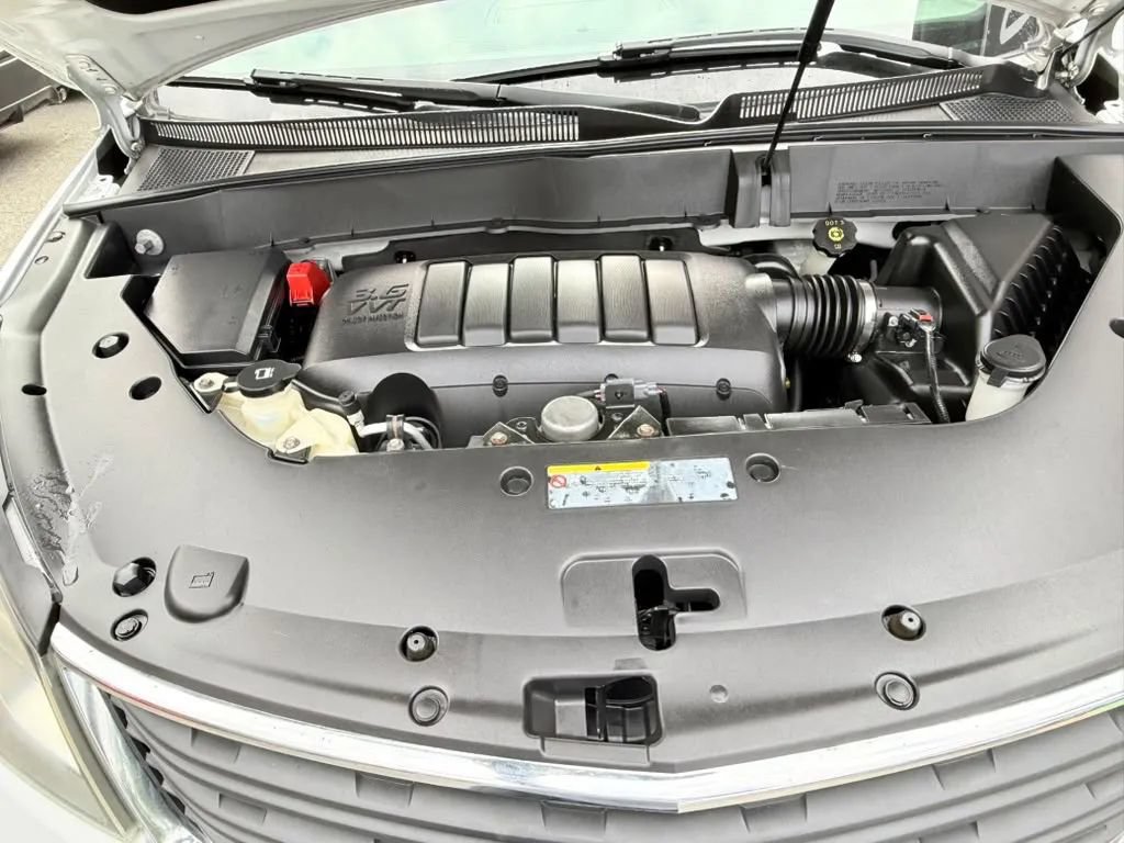 Used 2017 Chevrolet Traverse LS AWD/4WD image 22