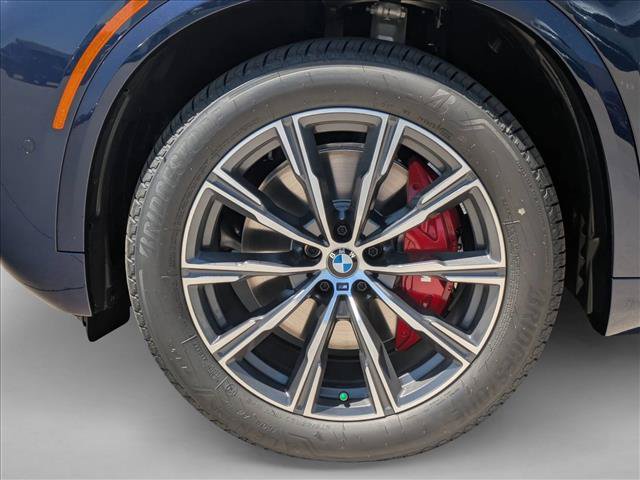 New 2026 BMW X5 xDrive40i w/ M Sport Package AWD/4WD image 10
