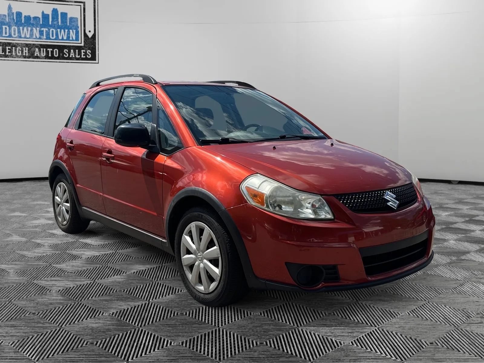 Used 2011 Suzuki SX4 AWD Hatchback image 4