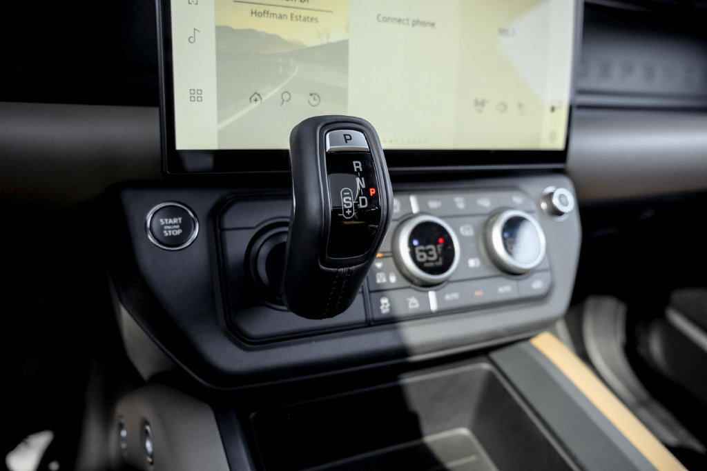 New 2026 Land Rover Defender 110 X-Dynamic SE AWD/4WD image 15