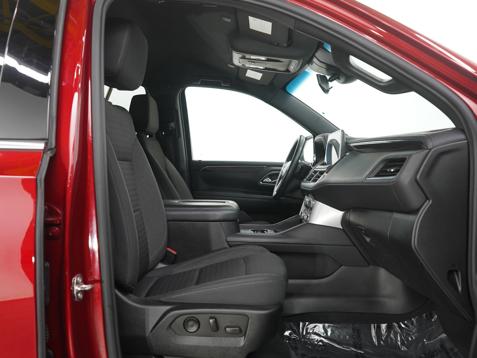 Used 2023 GMC Yukon SLE image 11