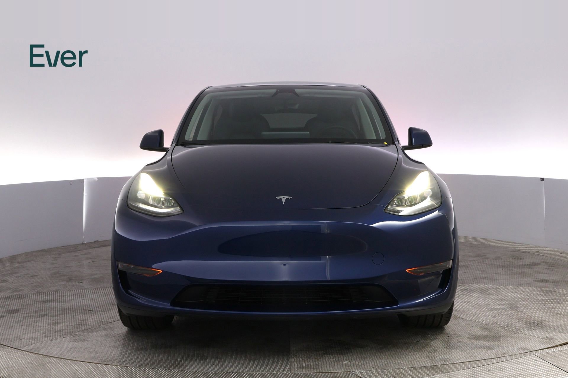 Used 2024 Tesla Model Y 2WD image 12