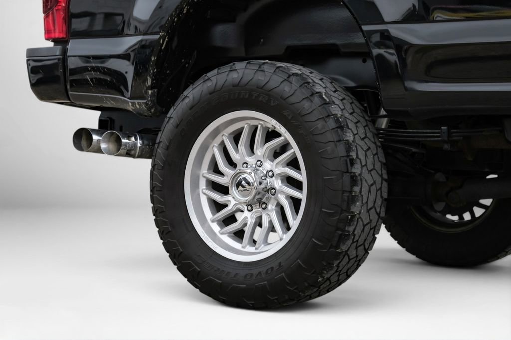 Used 2022 Ford F350 Platinum w/ FX4 Off-Road Package AWD/4WD image 56