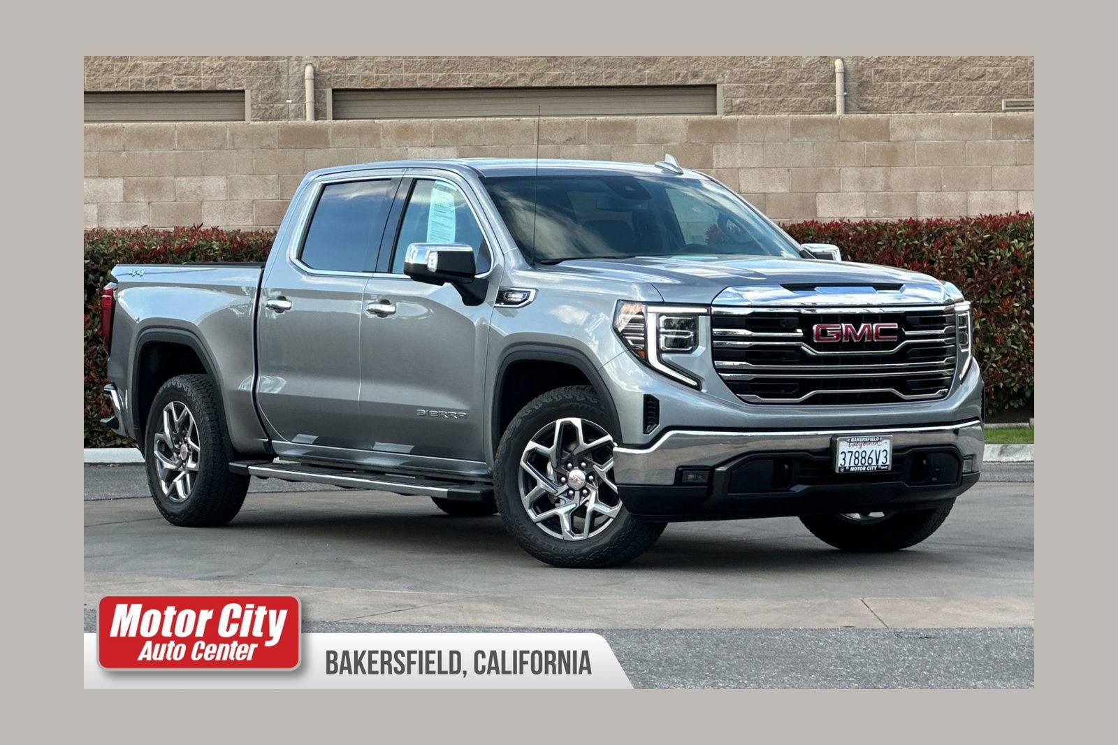 Certified 2023 GMC Sierra 1500 SLT w/ SLT Premium Package image 1