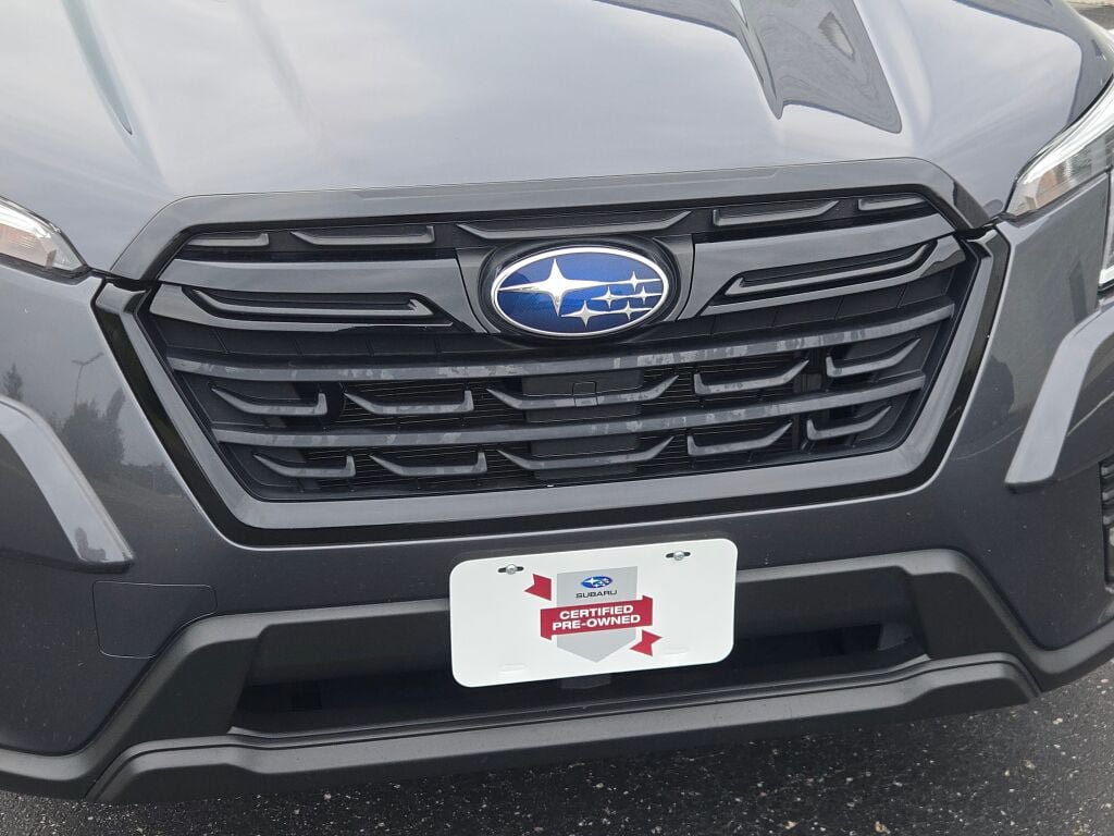 Certified 2023 Subaru Forester Premium AWD/4WD image 5