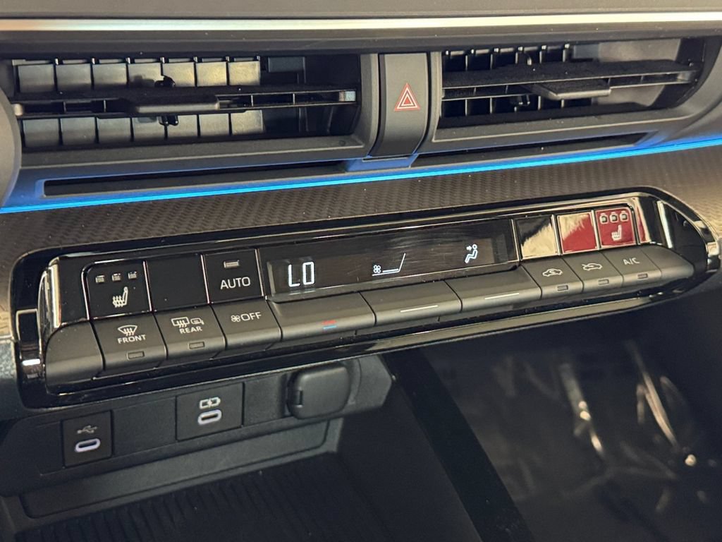 Certified 2024 Toyota Prius XLE AWD/4WD image 23