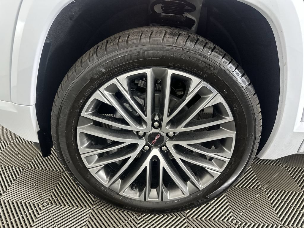 New 2027 GMC Terrain Denali w/ LPO, Floor Liner Package AWD/4WD image 34