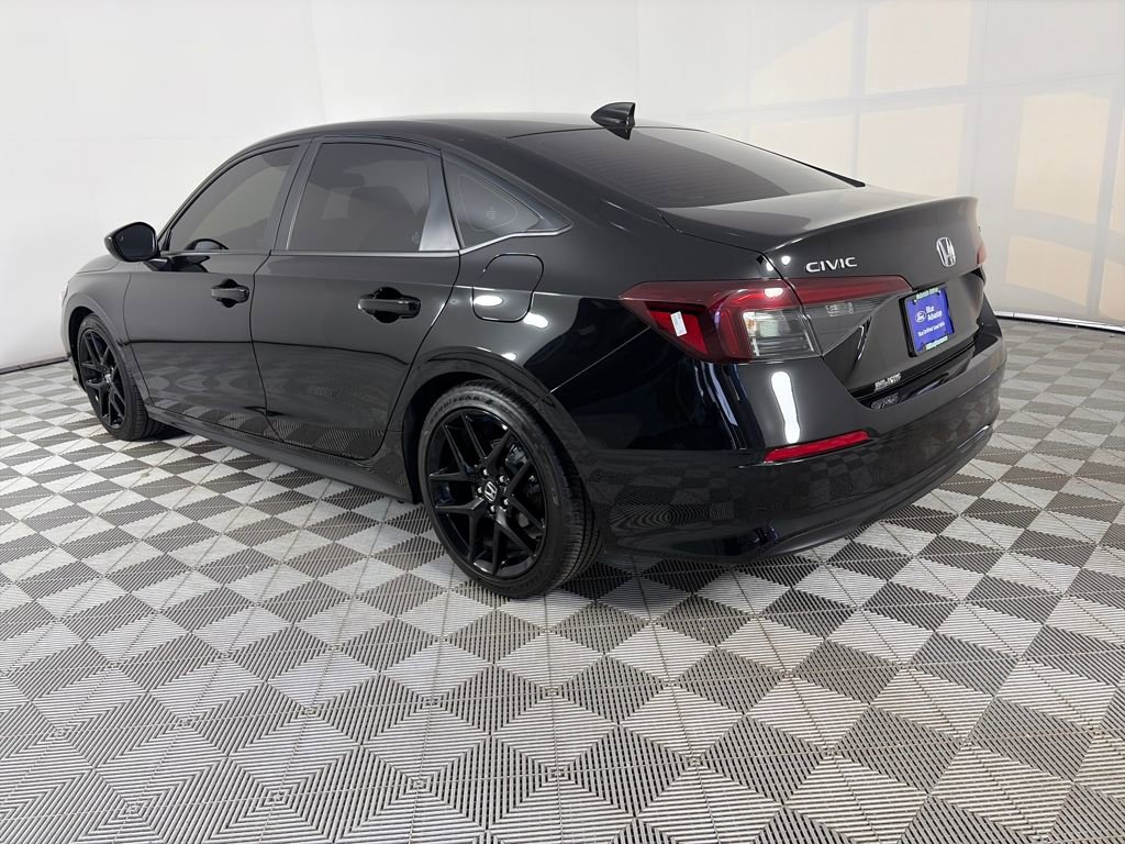 Used 2025 Honda Civic Sport image 5