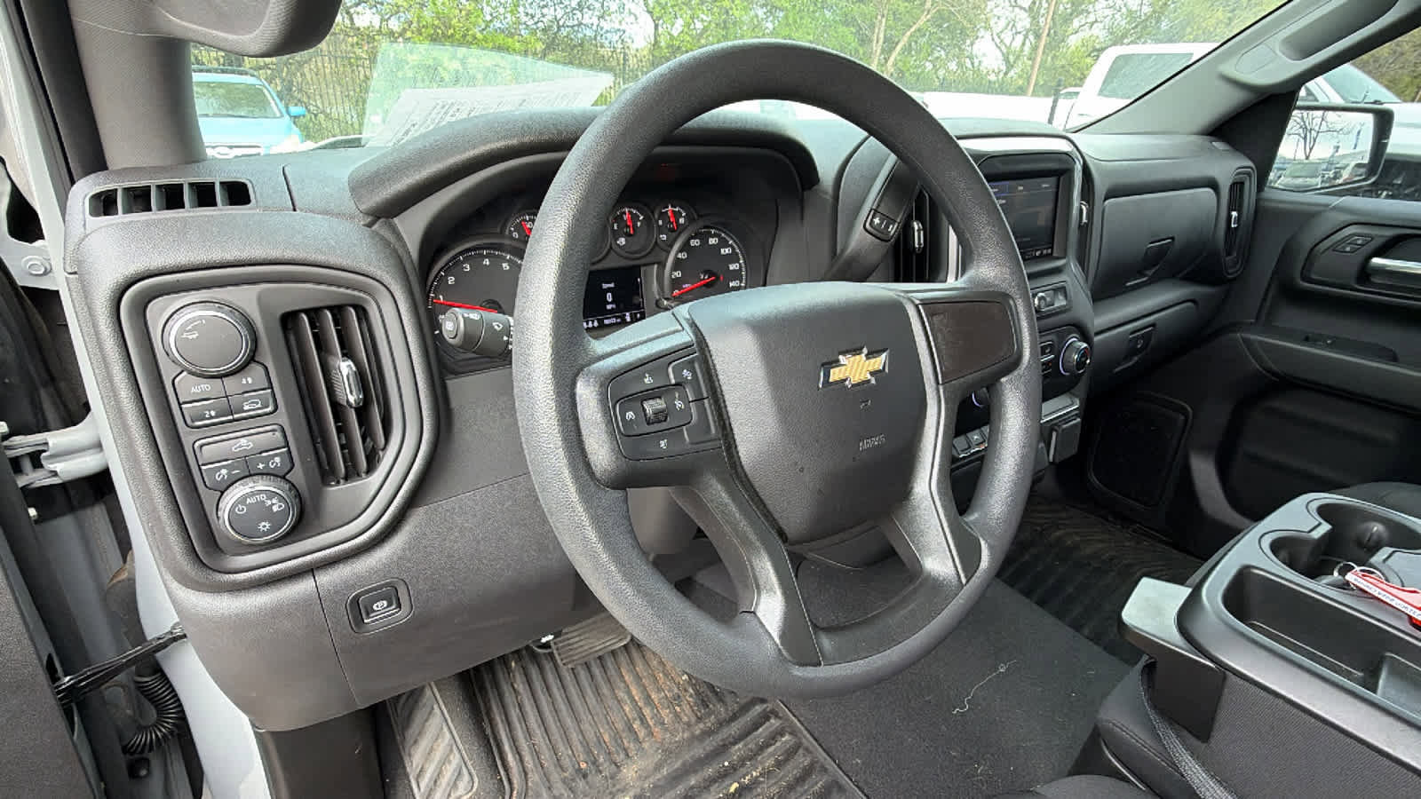 Used 2024 Chevrolet Silverado 1500 Custom w/ LPO, Dark Essentials Package image 10