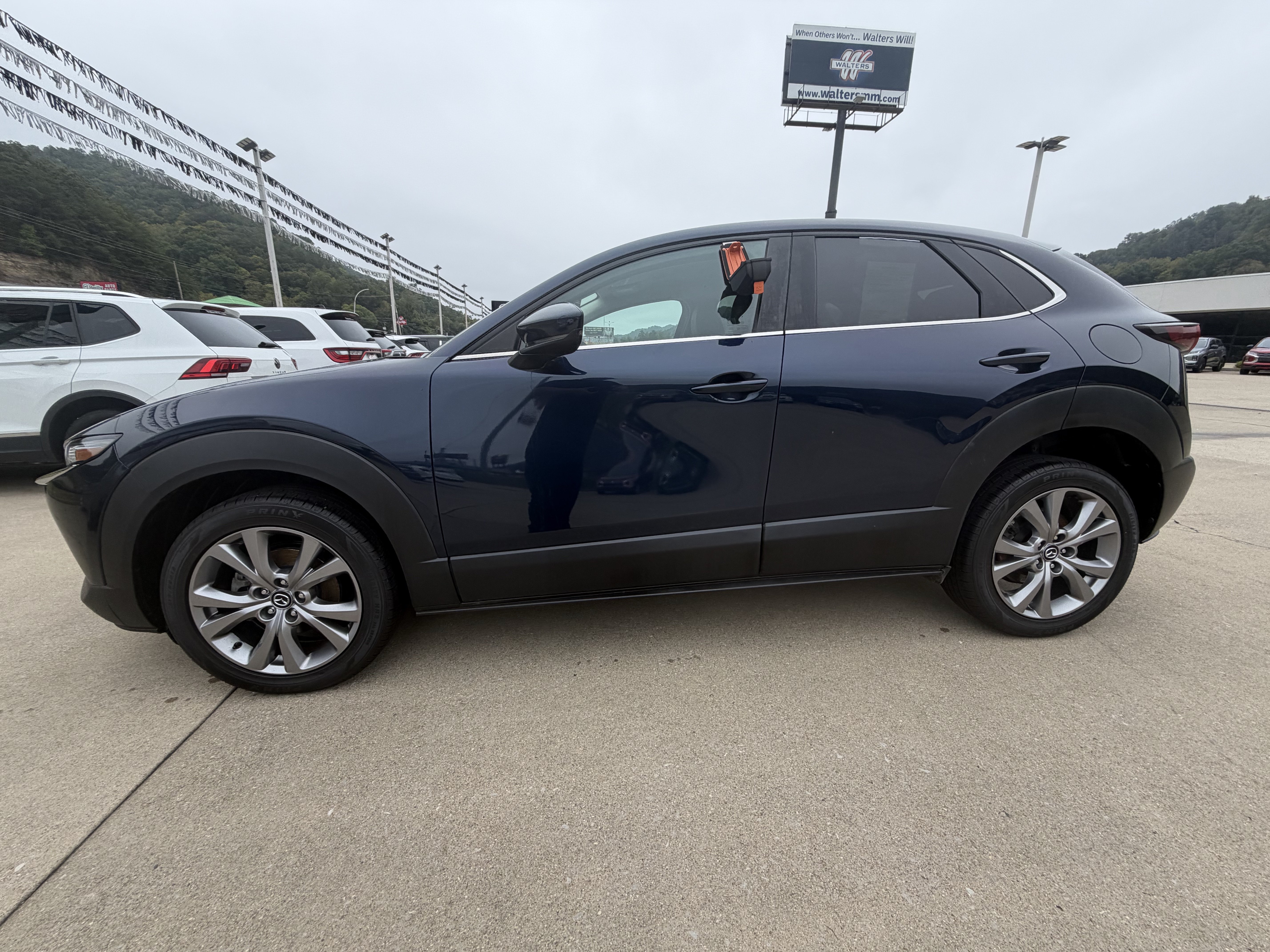 Used 2021 MAZDA CX-30 AWD 2.5 S w/ Select Package image 4