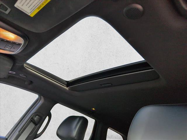 Used 2019 Jeep Grand Cherokee Altitude AWD/4WD image 20