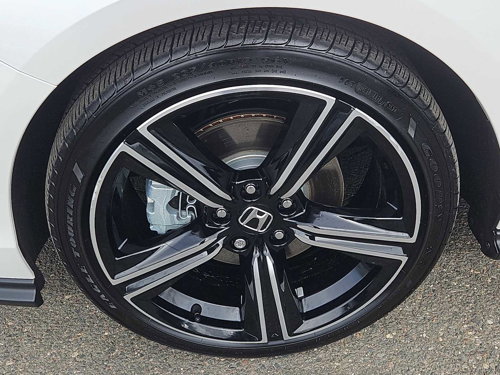 Used 2025 Honda Accord Sport image 6