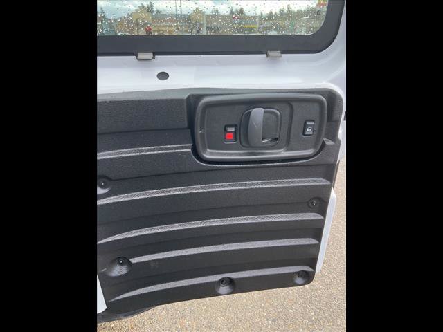 Used 2021 GMC Savana 2500 w/ Driver Convenience Package RWD image 7