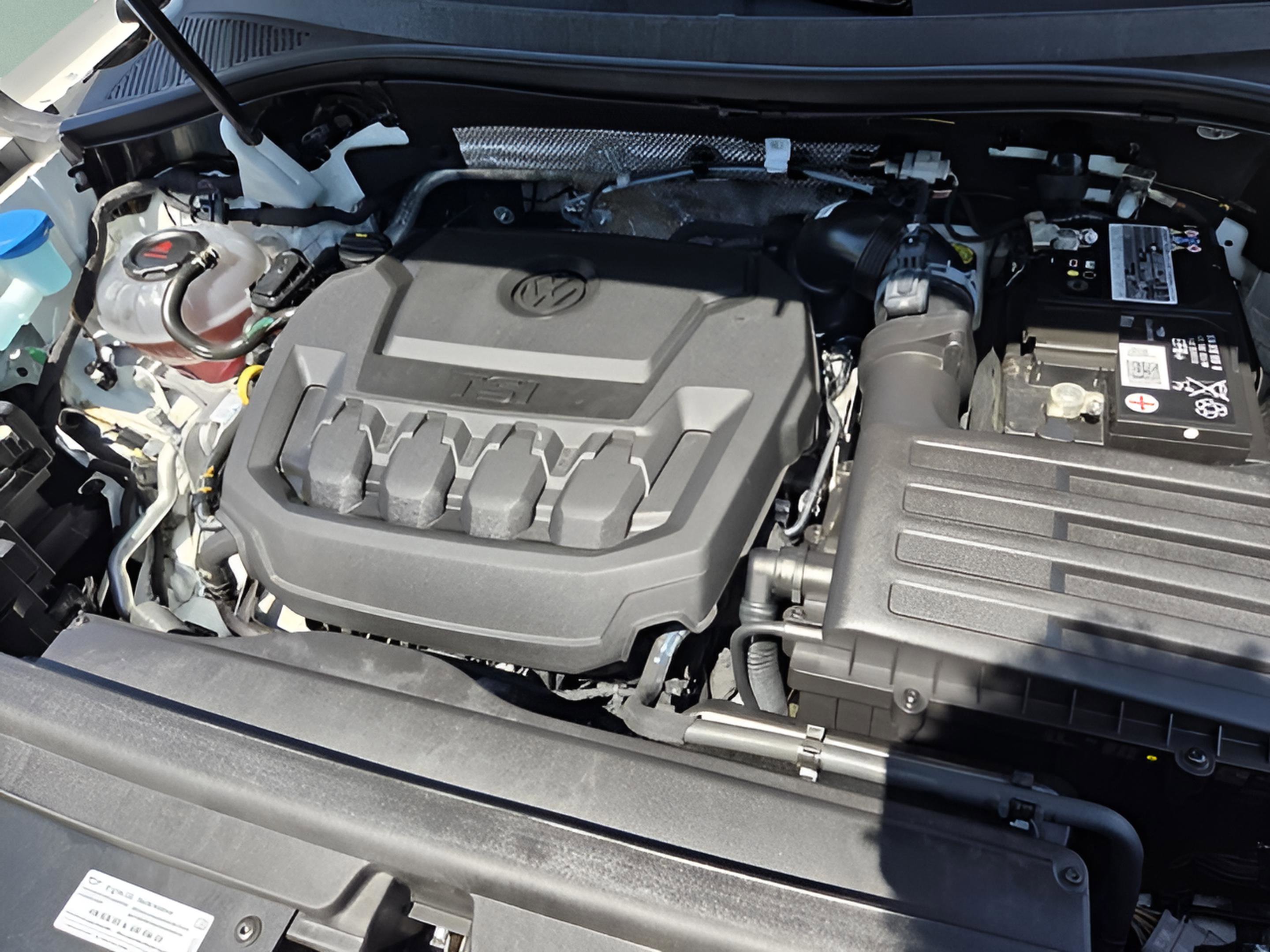 Used 2023 Volkswagen Tiguan SE image 26