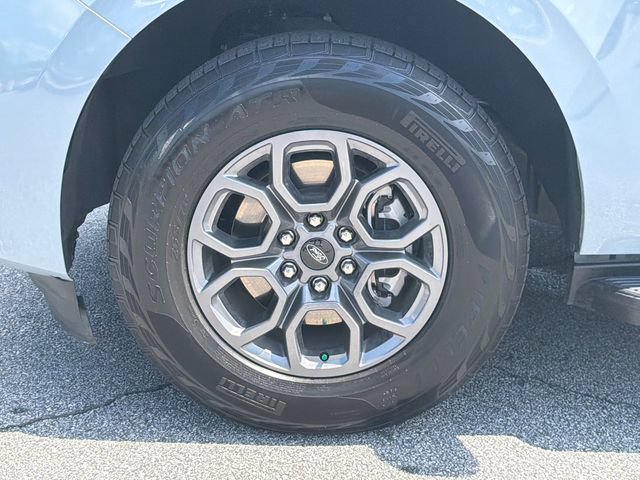 Used 2025 Ford Expedition Active RWD image 13