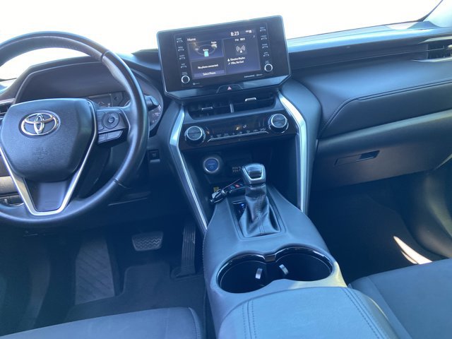 Used 2021 Toyota Venza LE image 15