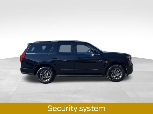Certified 2025 Ford Expedition Active image 17
