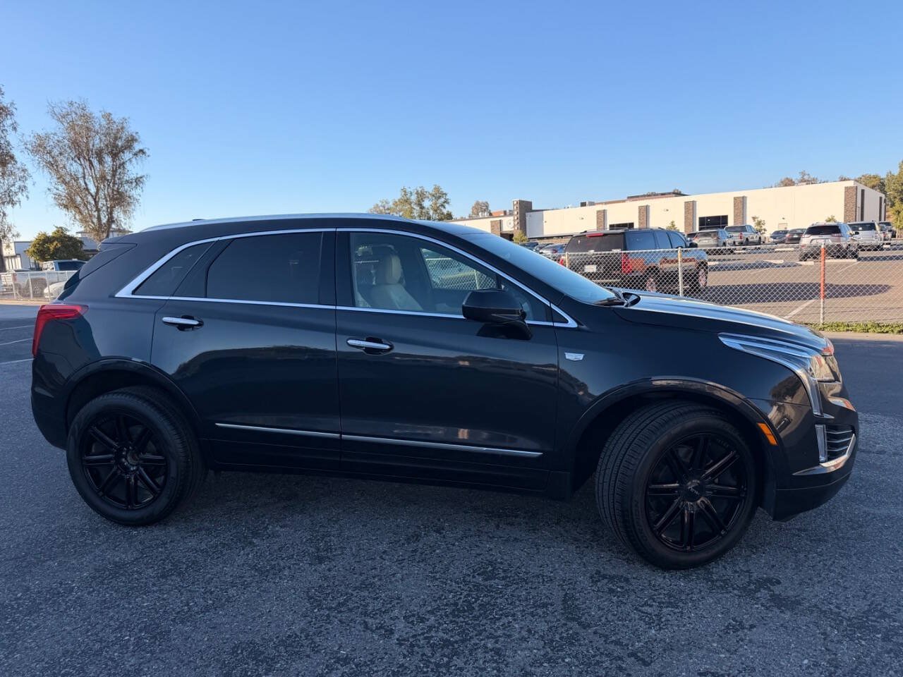 Used 2019 Cadillac XT5 FWD image 6