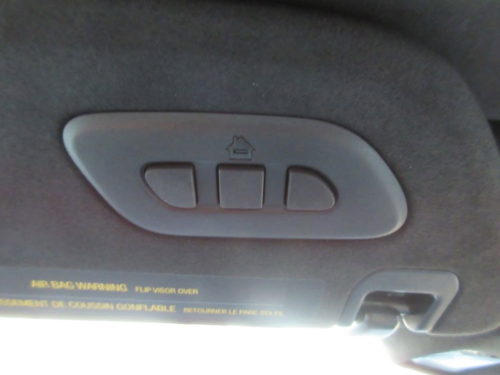 Certified 2023 Chevrolet Corvette Stingray Premium Conv w/ Z51 Performance Package image 28