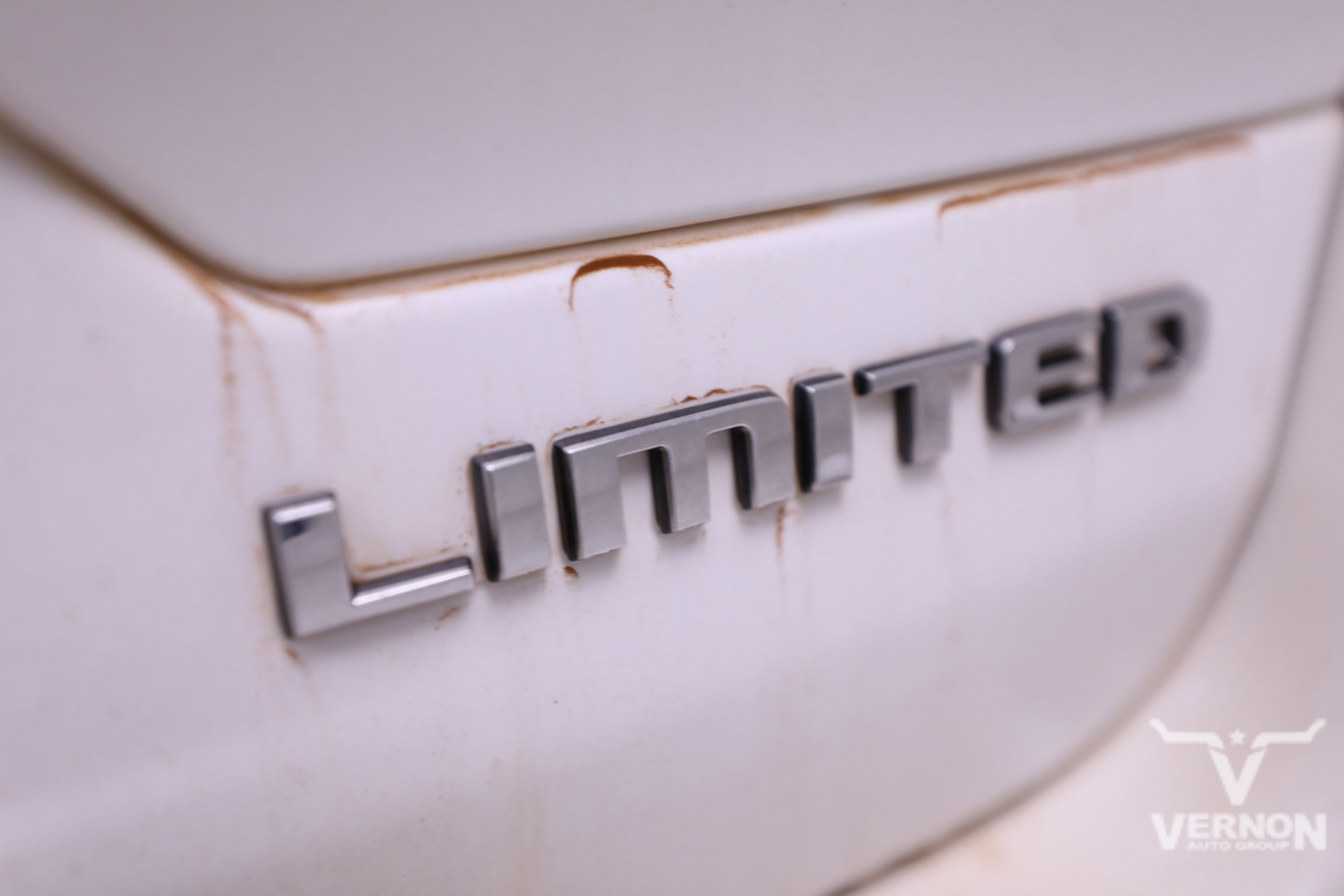 Used 2023 Jeep Grand Cherokee Limited w/ Luxury Tech Group II image 12