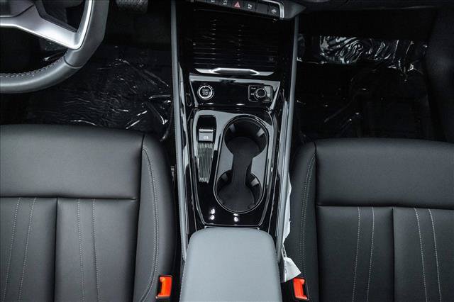 New 2026 Audi Q3 quattro 2.0T AWD/4WD image 20