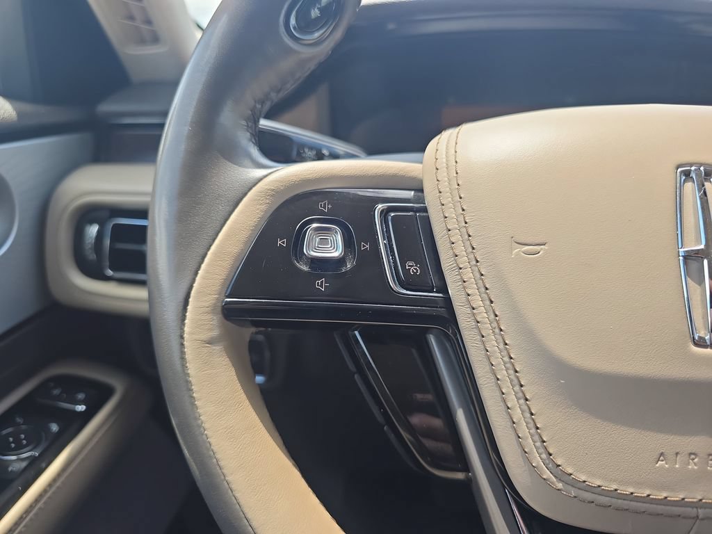 Used 2022 Lincoln Aviator Reserve w/ Equipment Group 201A AWD/4WD image 18