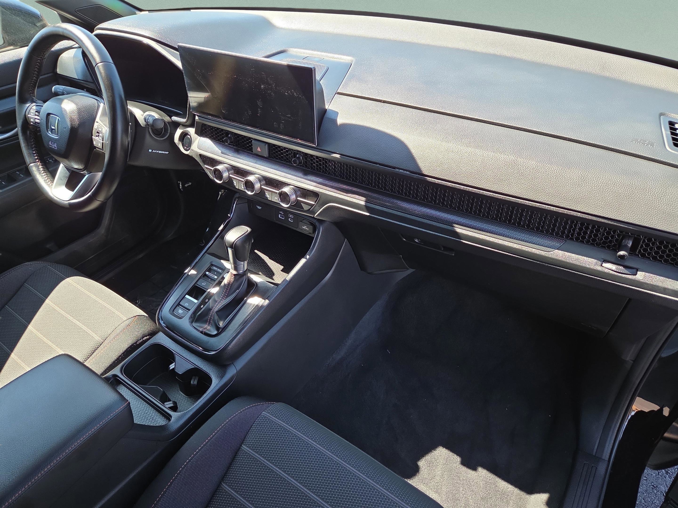 Used 2025 Honda CR-V Sport image 40