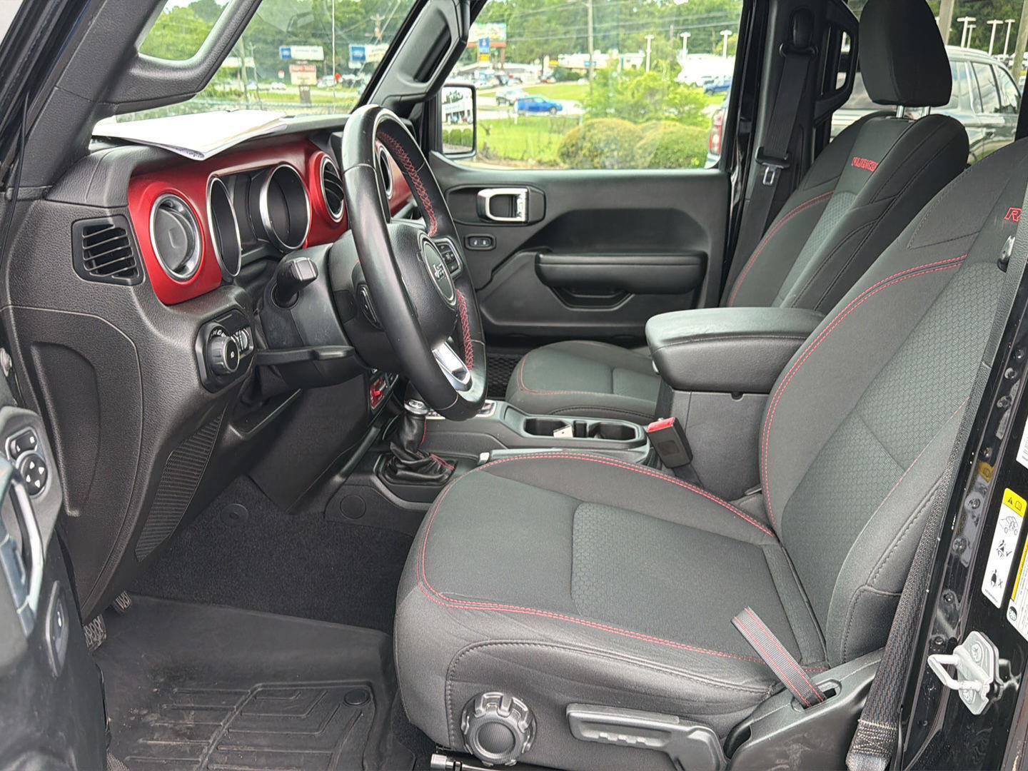 Used 2019 Jeep Wrangler Unlimited Rubicon AWD/4WD image 10