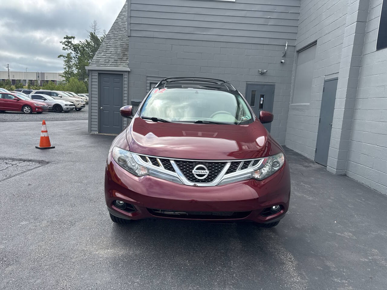 Used 2012 Nissan Murano SV AWD/4WD image 2