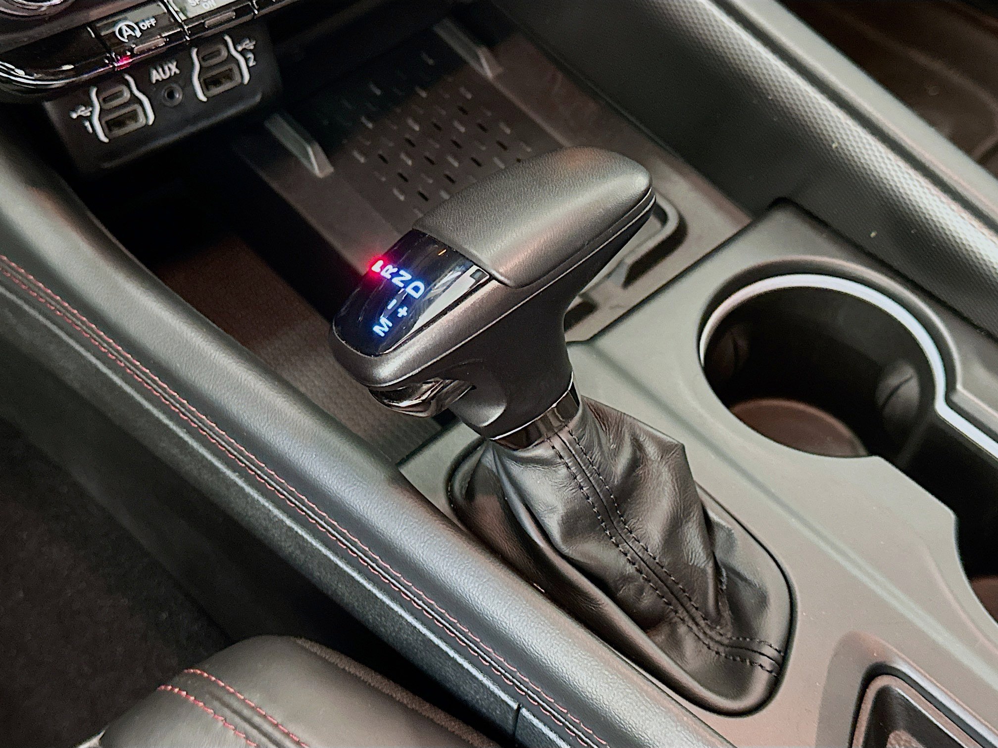 Used 2025 Dodge Durango GT image 25