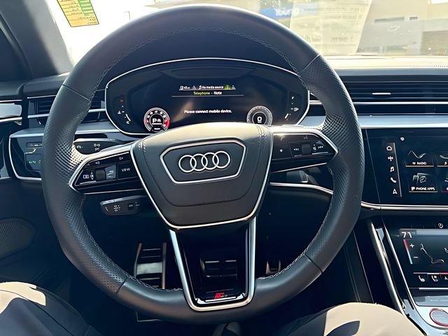 Used 2022 Audi S8 AWD/4WD image 18