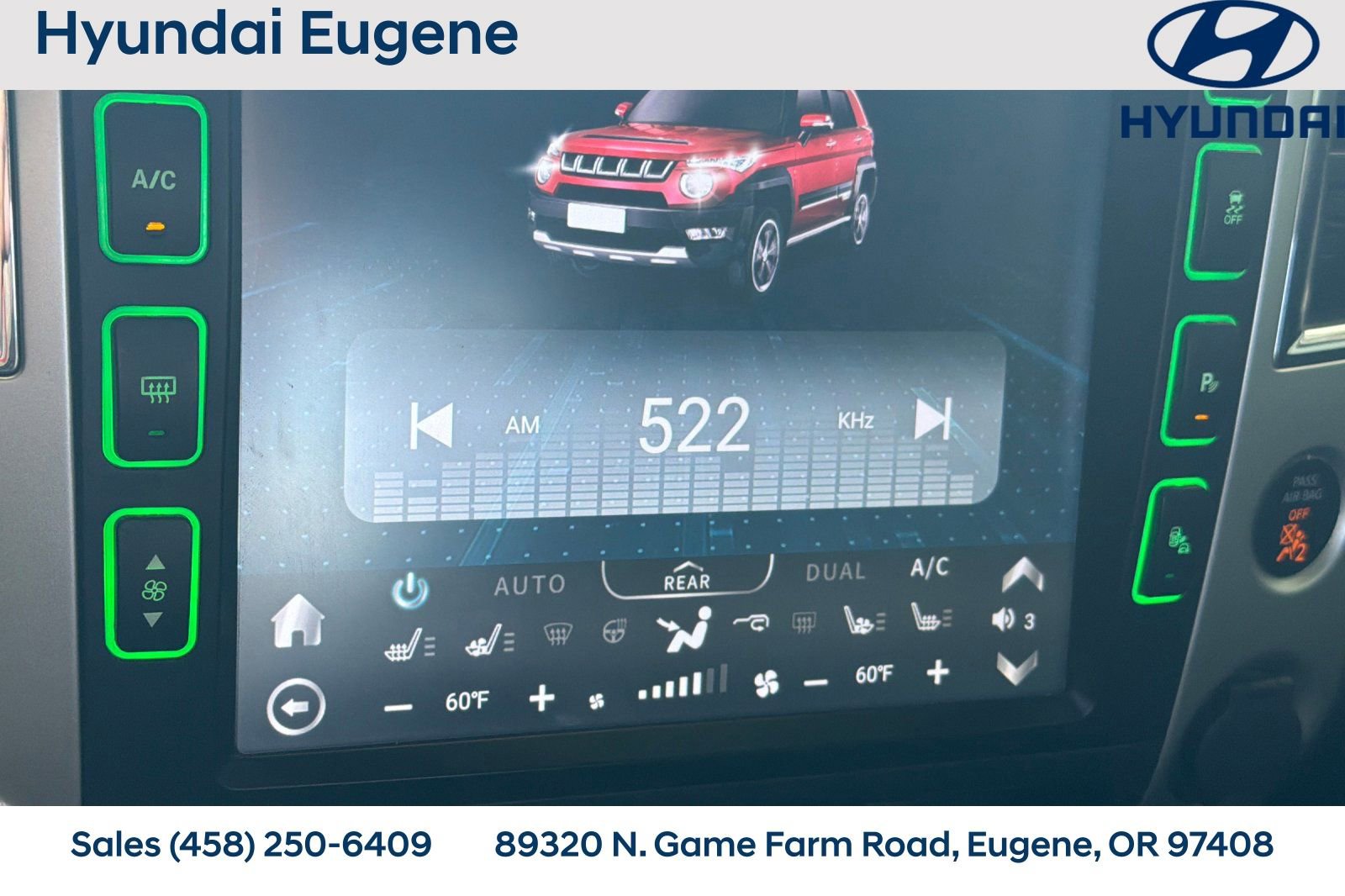 Used 2018 Nissan Titan SL AWD/4WD image 23
