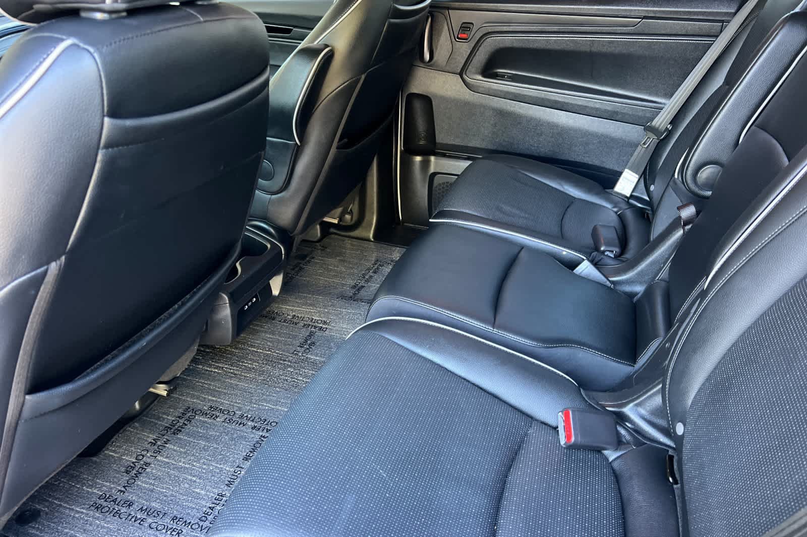 Used 2025 Honda Odyssey Elite image 4