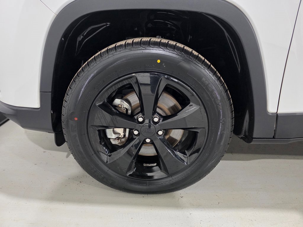 Used 2019 Jeep Cherokee Altitude image 8