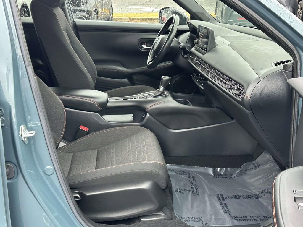 Certified 2023 Honda HR-V Sport image 6