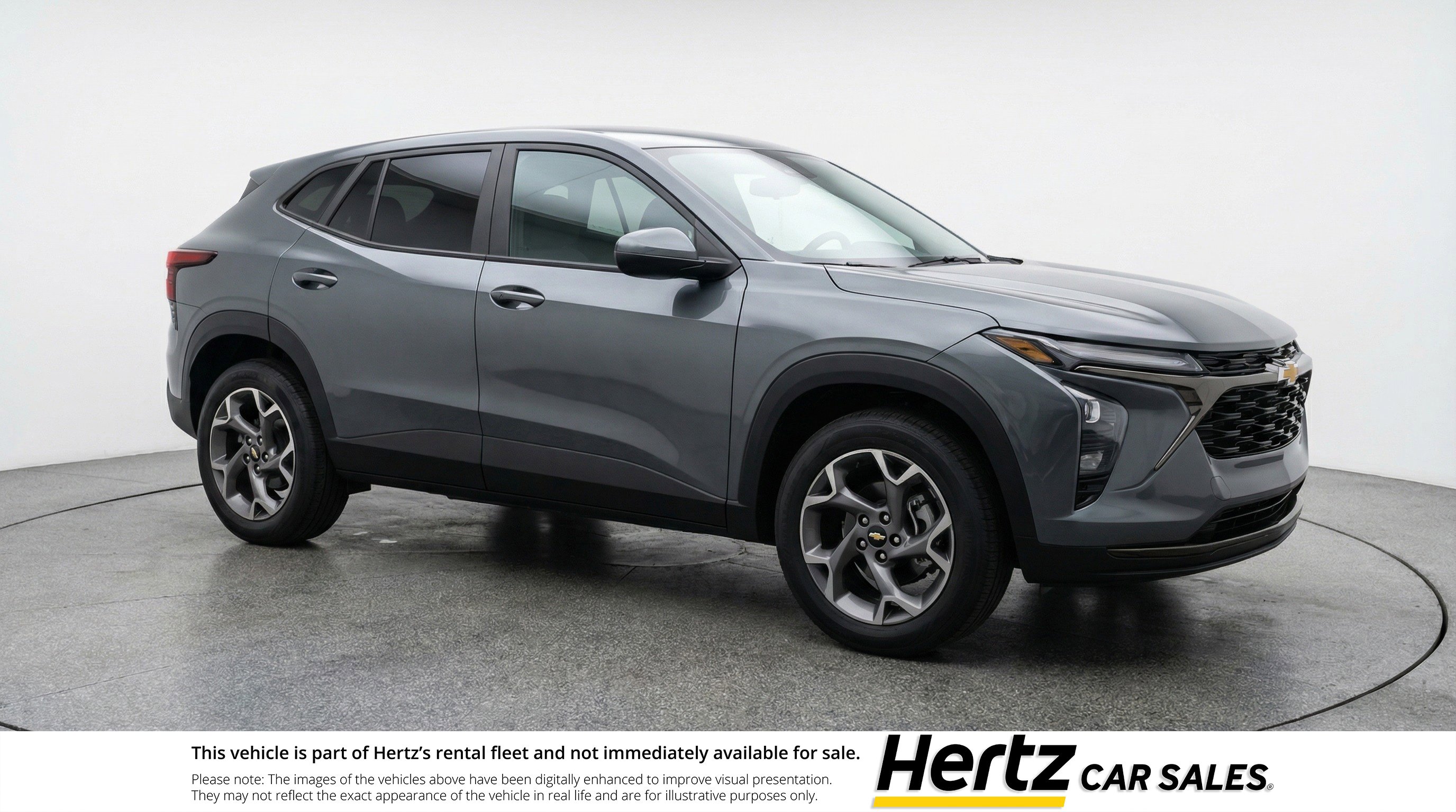 Used 2025 Chevrolet Trax LT image 1