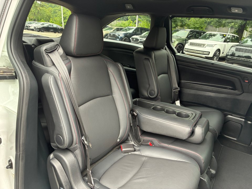 Used 2024 Honda Odyssey Sport image 33