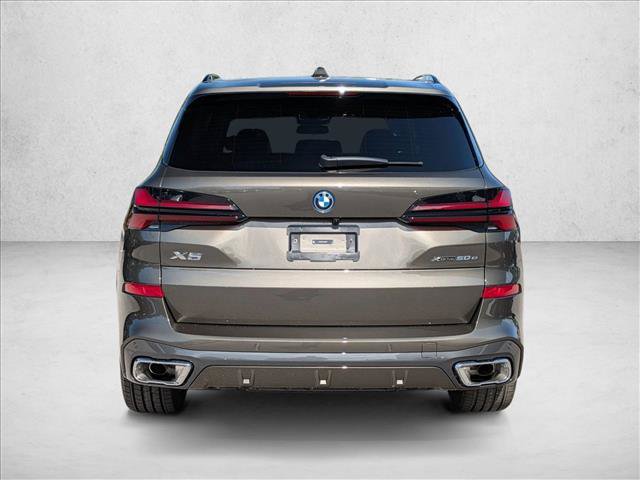 New 2026 BMW X5 xDrive50e w/ M Sport Package AWD/4WD image 8